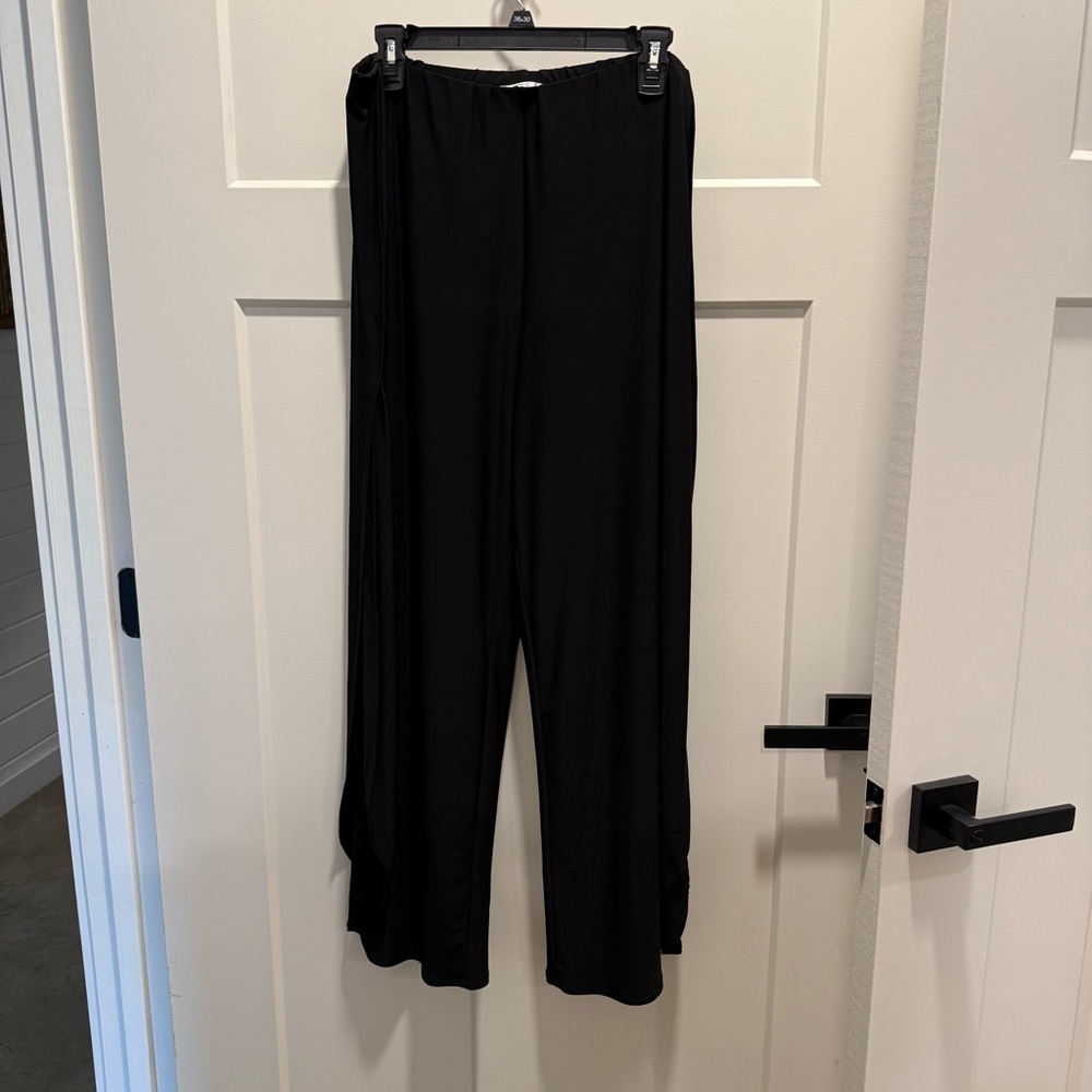 Lana Lee black stretchy pants!